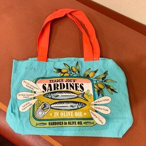 Trader Joe’s reusable shopping bag medium.